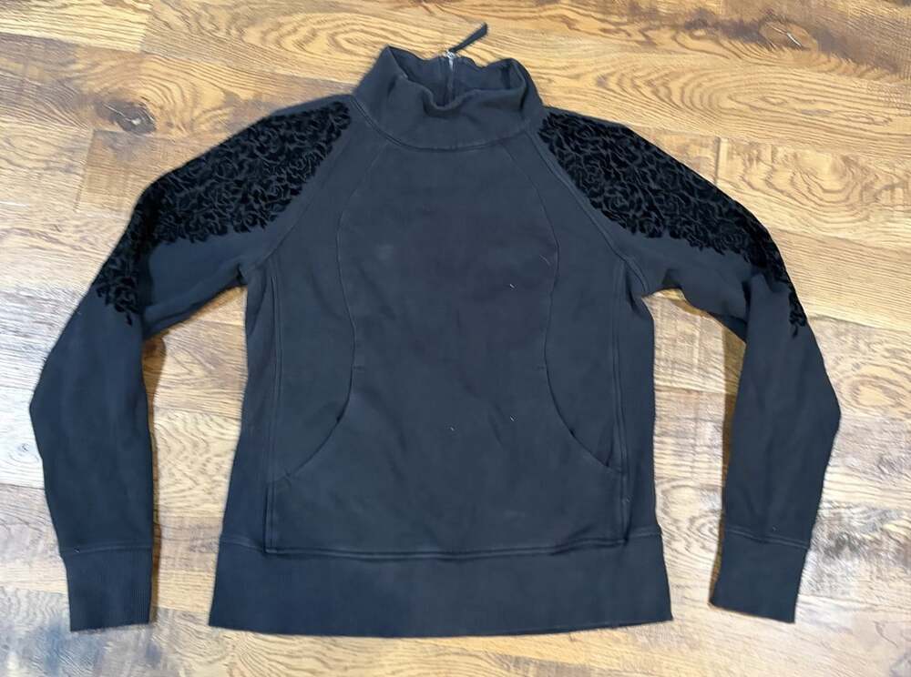 Lululemon Scuba Half Zip Pullover Black Velvet Floral Flocked Womens 12